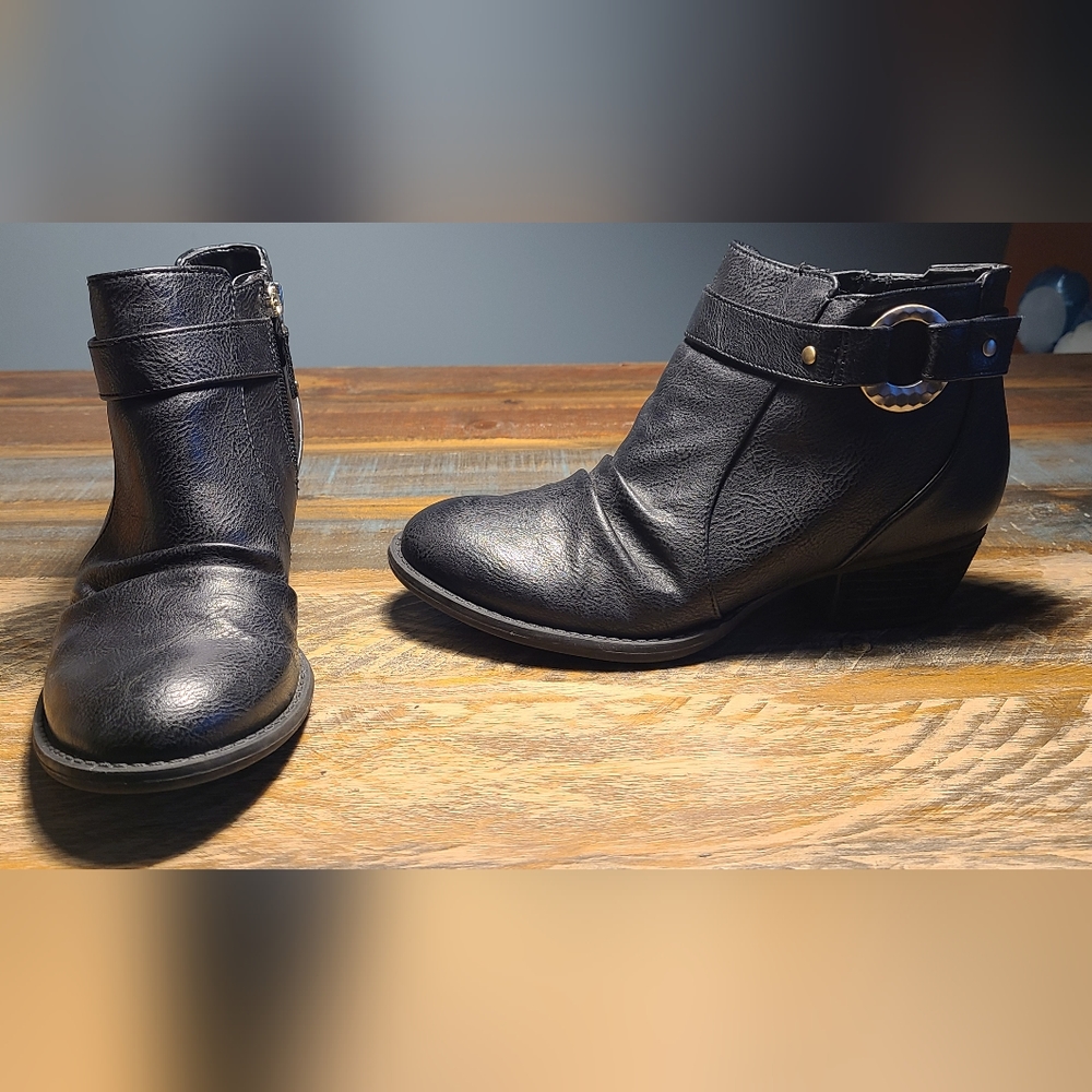 Dr Scholl's Black Booties sz 6